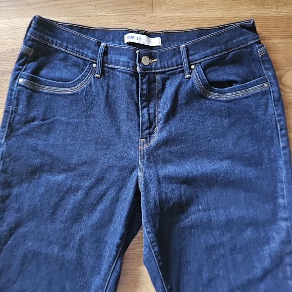 Levi's Stretch Capri Jeans Women's Size 12 Cuffed Leg 31" Waist X 18" Inseam Len - Picture 2 of 15